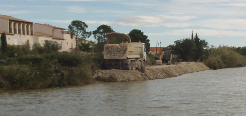 Berges de Port du Roy Aigues Mortes 15